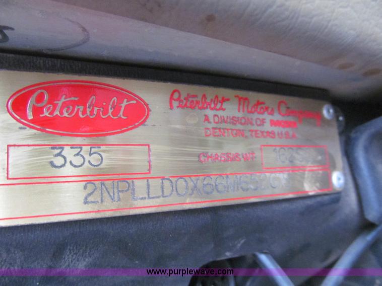 image for item L1977 2006 Peterbilt 335 vacuum truck