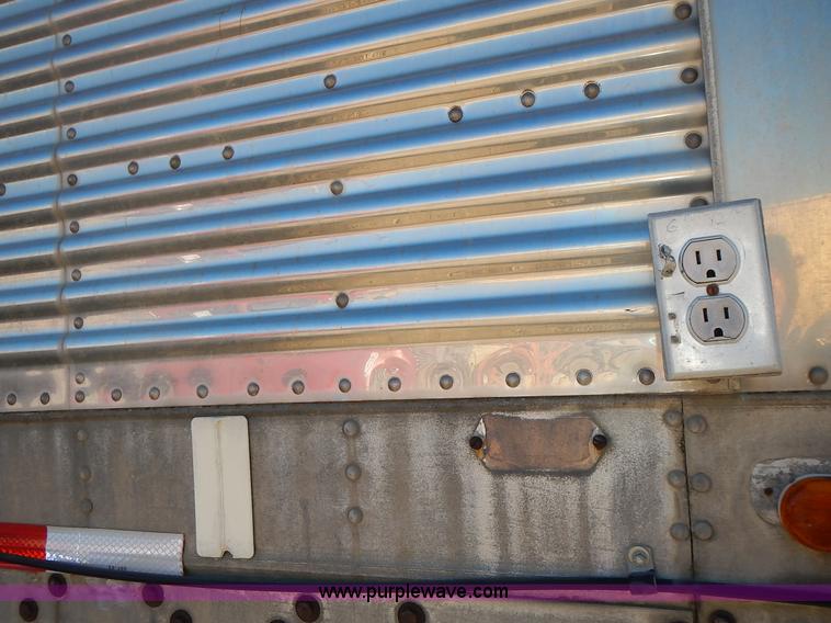 image for item L3607 1971 Great Dane 20TZL40 dry van trailer