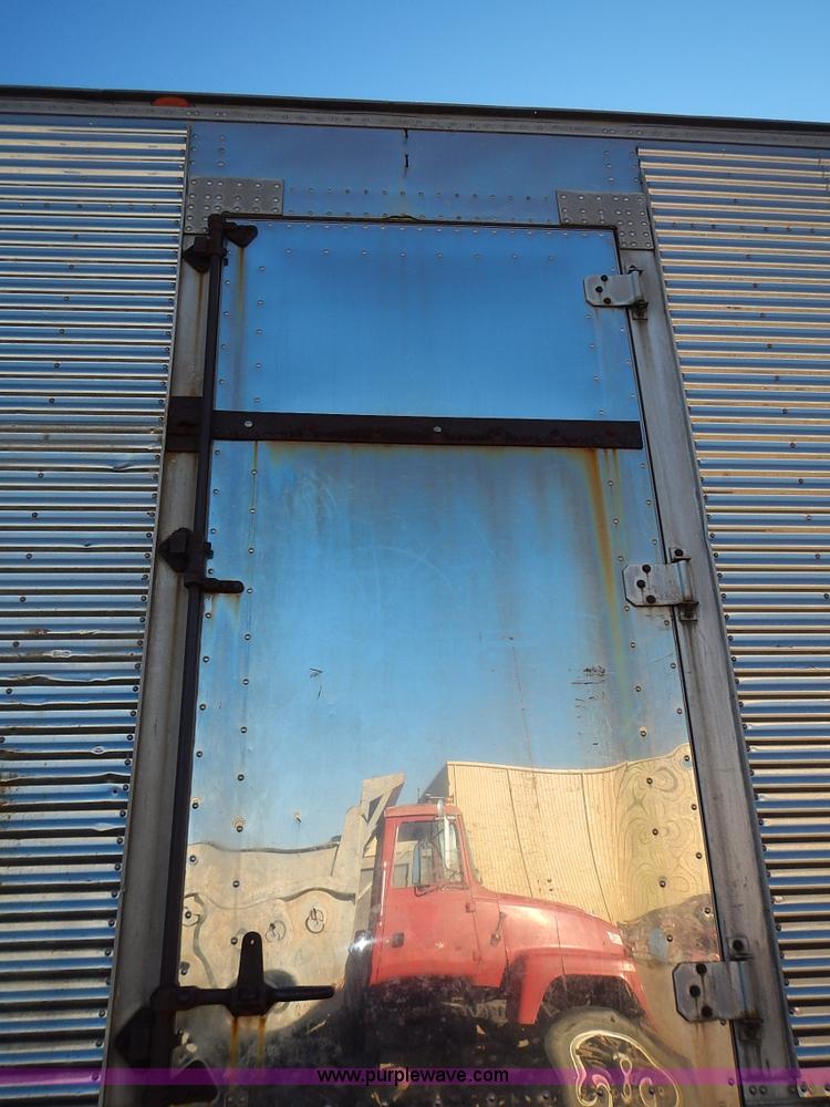 image for item L3607 1971 Great Dane 20TZL40 dry van trailer