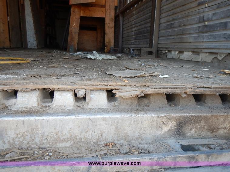 image for item L3607 1971 Great Dane 20TZL40 dry van trailer