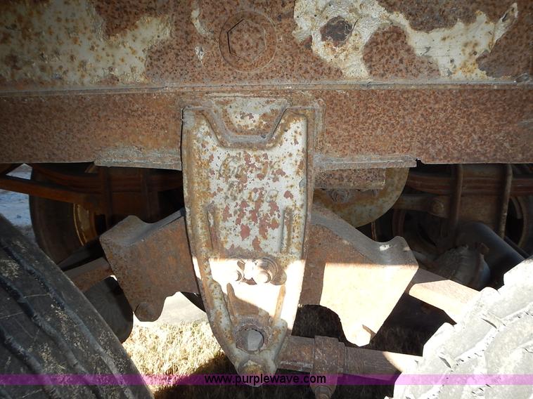 image for item L3607 1971 Great Dane 20TZL40 dry van trailer