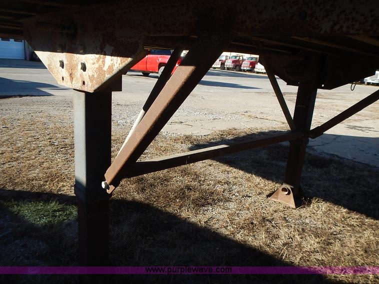 image for item L3607 1971 Great Dane 20TZL40 dry van trailer