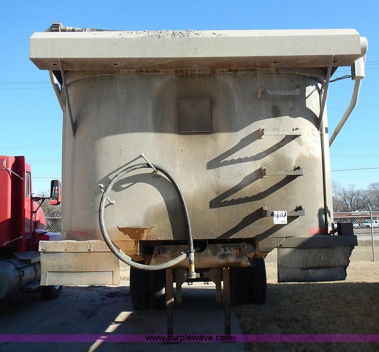 image for item L3624 1998 Hilbilt end dump trailer