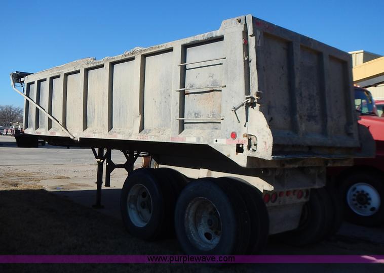 image for item L3624 1998 Hilbilt end dump trailer
