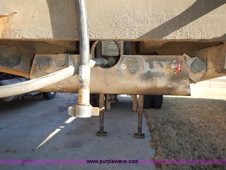 image for item L3624 1998 Hilbilt end dump trailer