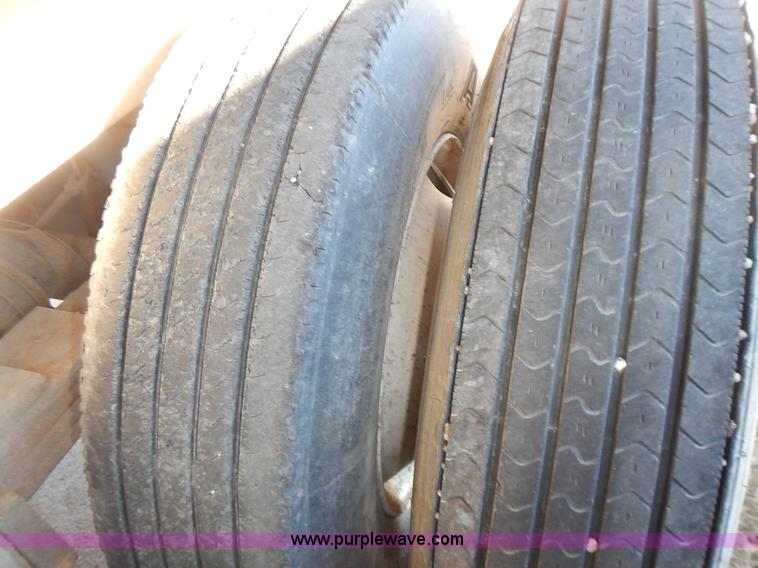 image for item L3624 1998 Hilbilt end dump trailer