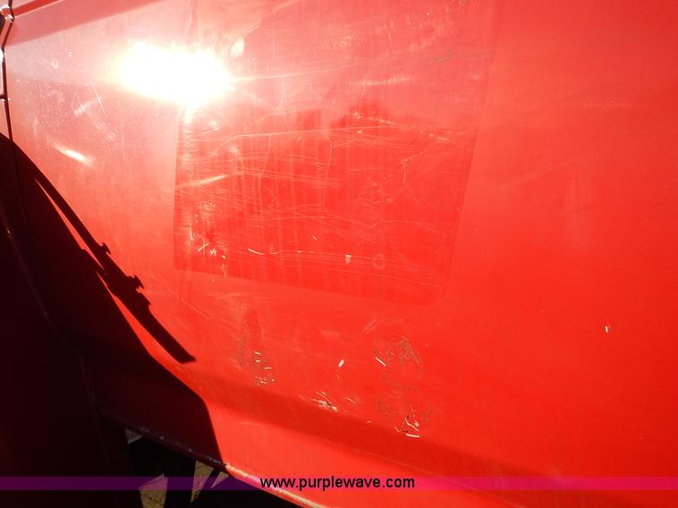 image for item L3627 1991 Ford F800 tank truck