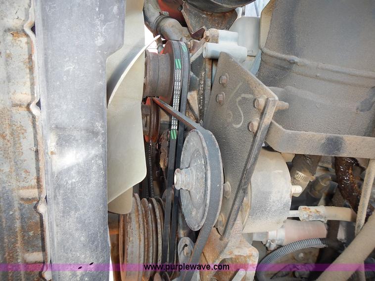 image for item L3627 1991 Ford F800 tank truck