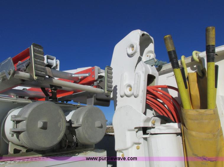 image for item L4161 2009 Dodge Ram 5500 bucket truck