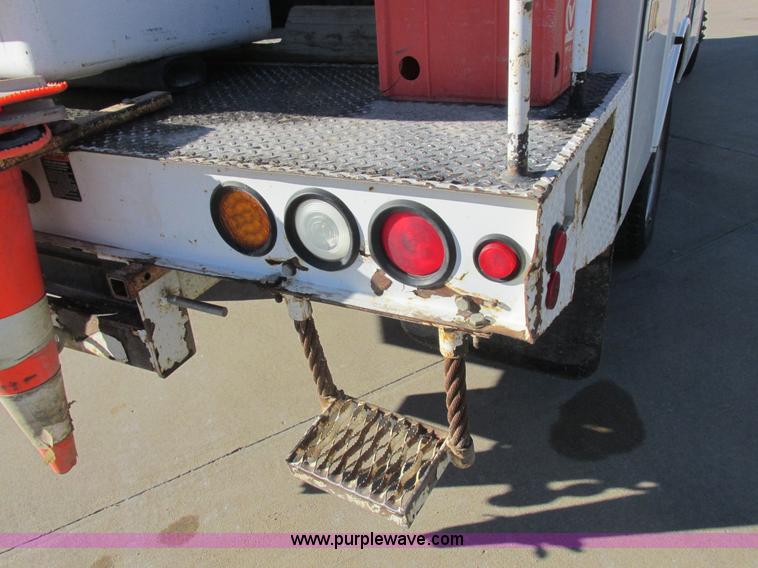 image for item L4161 2009 Dodge Ram 5500 bucket truck