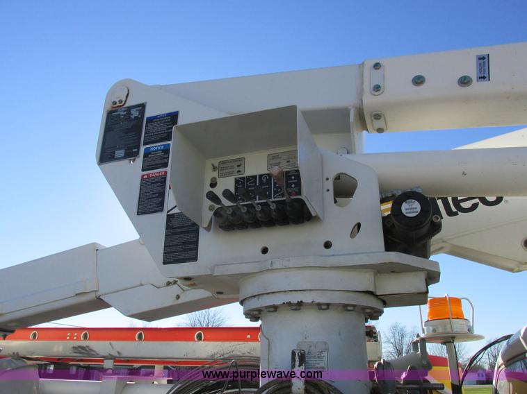 image for item L4161 2009 Dodge Ram 5500 bucket truck