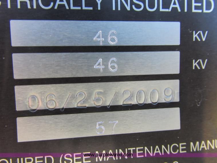 image for item L4161 2009 Dodge Ram 5500 bucket truck