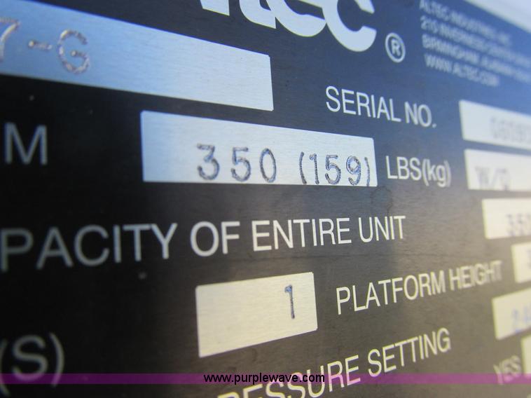 image for item L4161 2009 Dodge Ram 5500 bucket truck