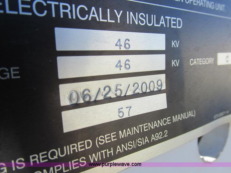 image for item L4161 2009 Dodge Ram 5500 bucket truck