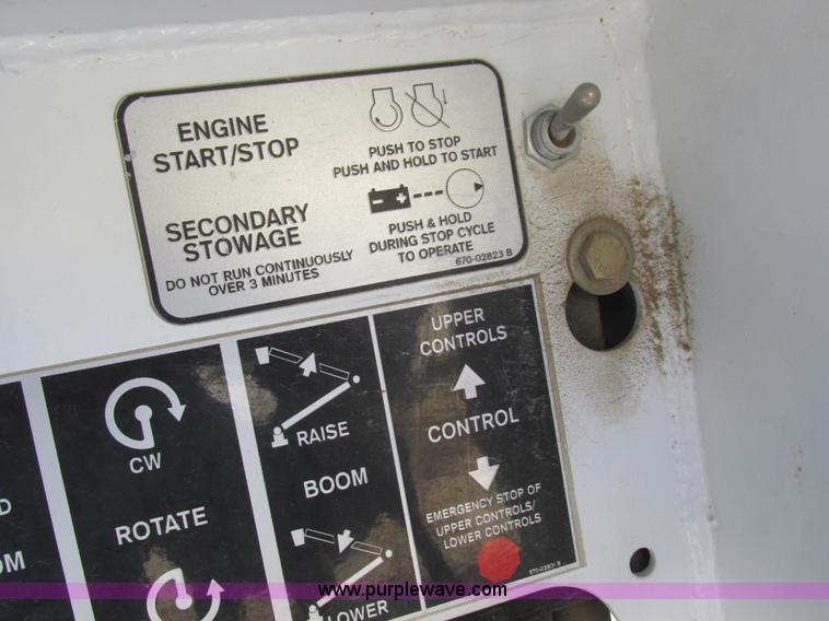 image for item L4161 2009 Dodge Ram 5500 bucket truck