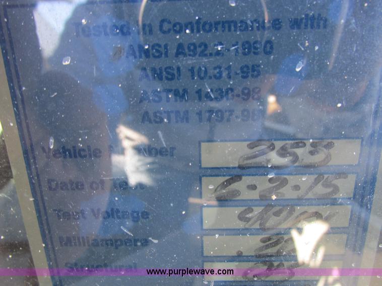 image for item L4161 2009 Dodge Ram 5500 bucket truck