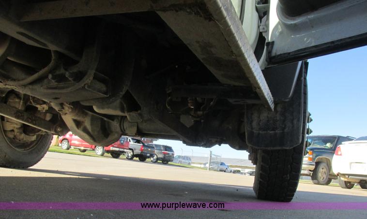 image for item L4161 2009 Dodge Ram 5500 bucket truck