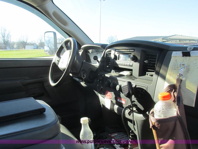 image for item L4161 2009 Dodge Ram 5500 bucket truck