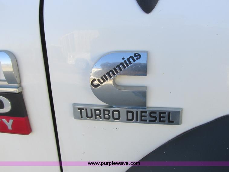 image for item L4161 2009 Dodge Ram 5500 bucket truck