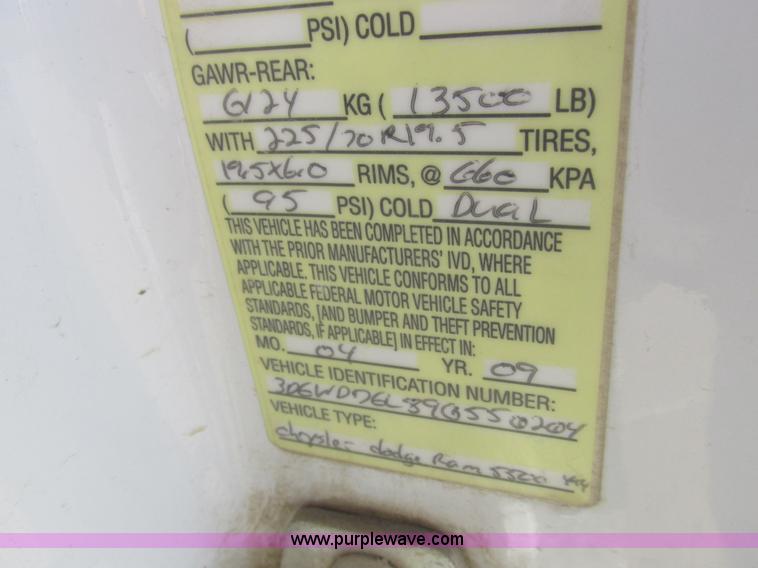 image for item L4161 2009 Dodge Ram 5500 bucket truck