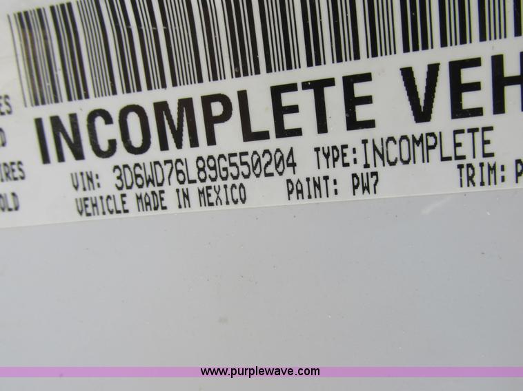 image for item L4161 2009 Dodge Ram 5500 bucket truck