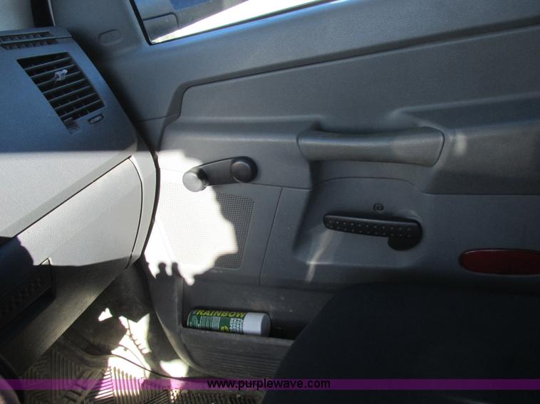 image for item L4161 2009 Dodge Ram 5500 bucket truck