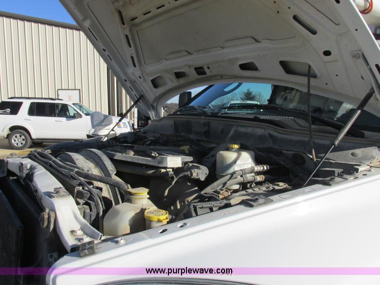 image for item L4161 2009 Dodge Ram 5500 bucket truck