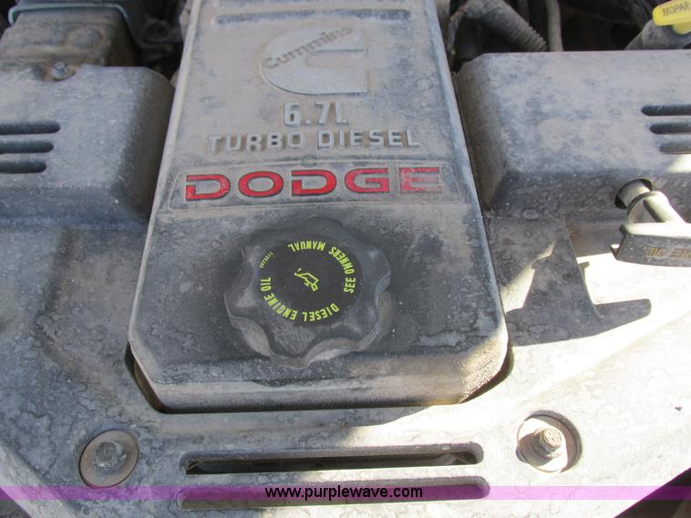 image for item L4161 2009 Dodge Ram 5500 bucket truck