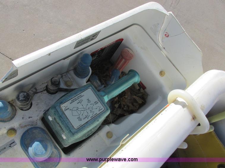 image for item L4162 2009 Dodge Ram 5500 bucket truck