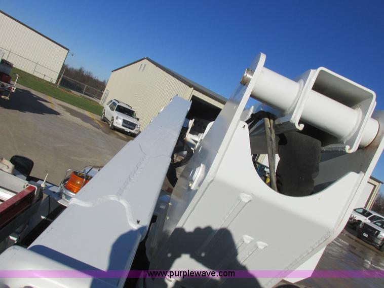 image for item L4162 2009 Dodge Ram 5500 bucket truck