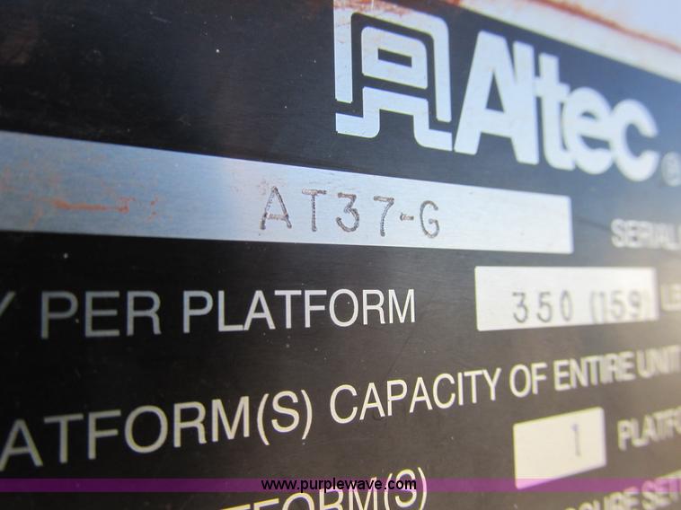 image for item L4162 2009 Dodge Ram 5500 bucket truck