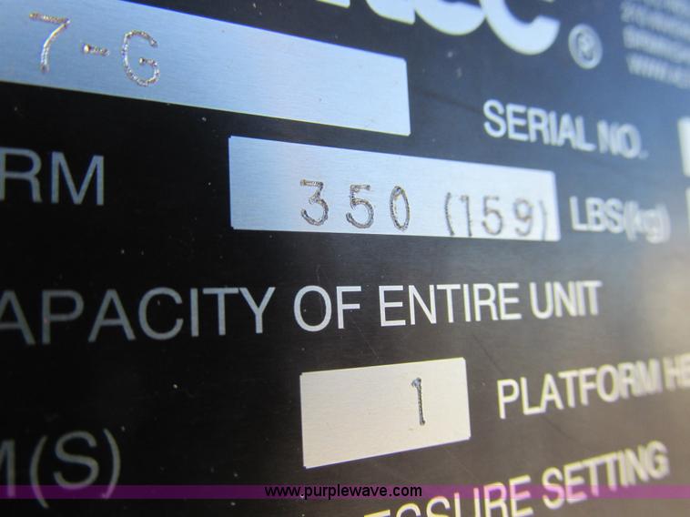 image for item L4162 2009 Dodge Ram 5500 bucket truck