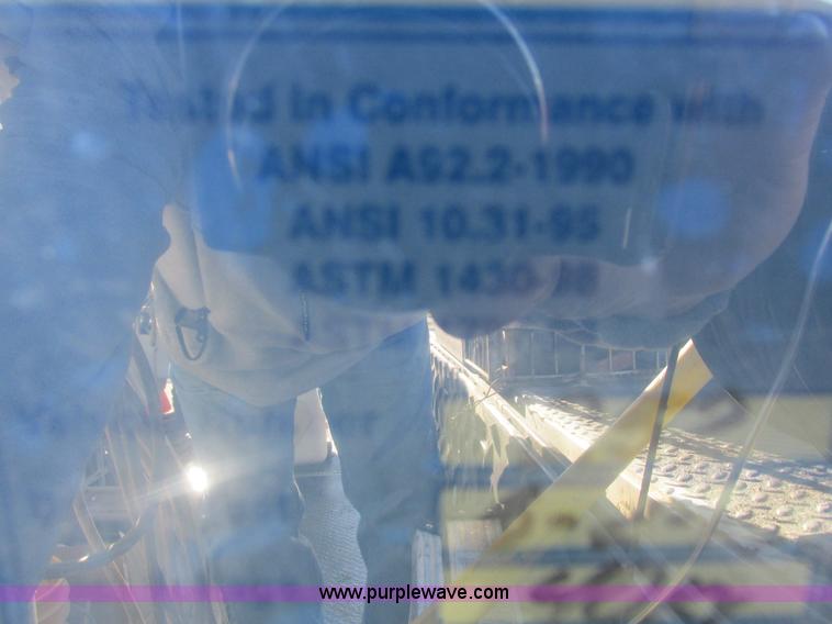 image for item L4162 2009 Dodge Ram 5500 bucket truck