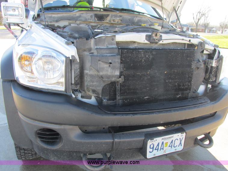 image for item L4162 2009 Dodge Ram 5500 bucket truck