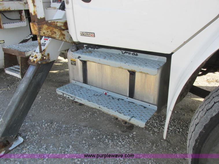 image for item L4222 2007 Freightliner Business Class M2 digger derrick truck