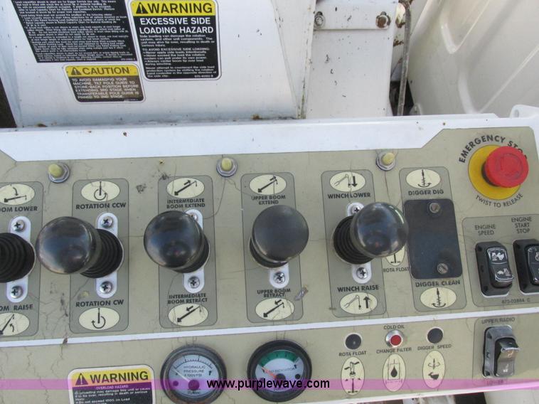 image for item L4222 2007 Freightliner Business Class M2 digger derrick truck