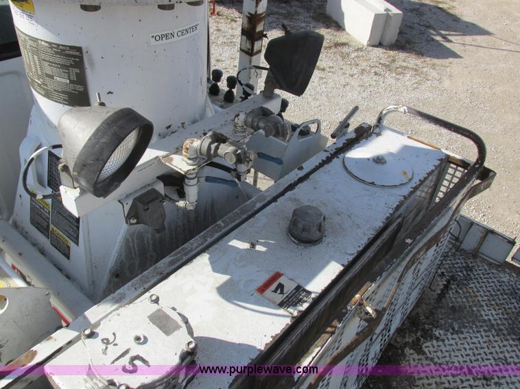 image for item L4222 2007 Freightliner Business Class M2 digger derrick truck