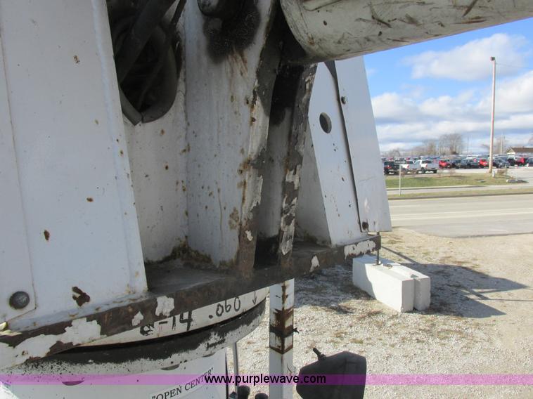 image for item L4222 2007 Freightliner Business Class M2 digger derrick truck