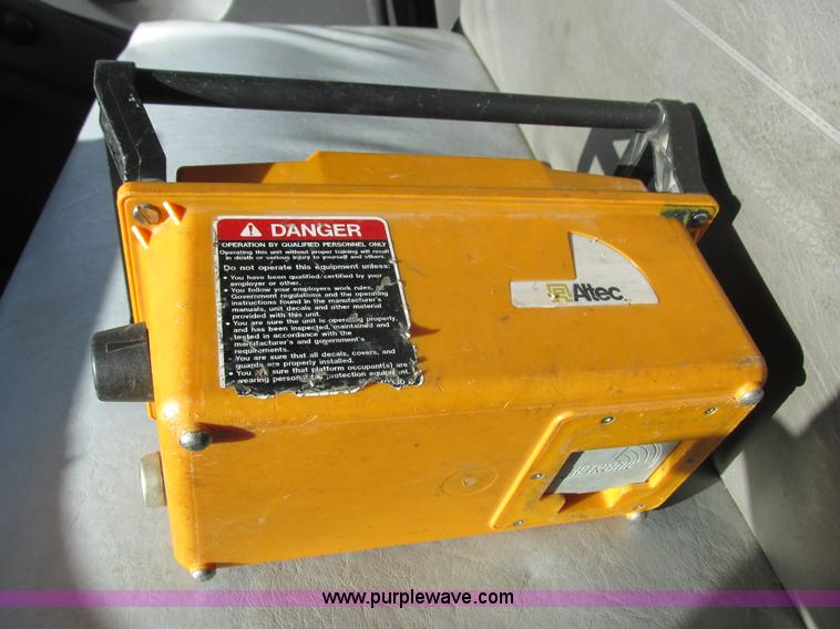 image for item L4222 2007 Freightliner Business Class M2 digger derrick truck