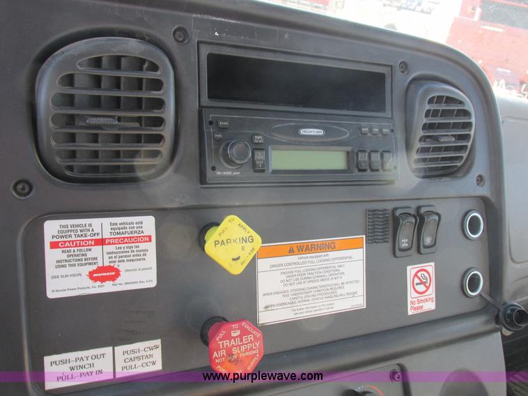 image for item L4222 2007 Freightliner Business Class M2 digger derrick truck