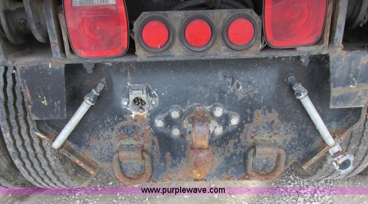 image for item L4224 1995 GMC TopKick dump truck