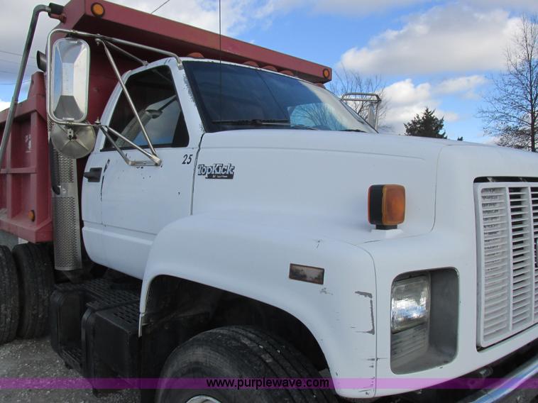 image for item L4224 1995 GMC TopKick dump truck