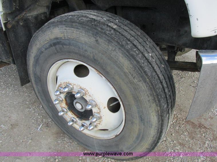 image for item L4224 1995 GMC TopKick dump truck