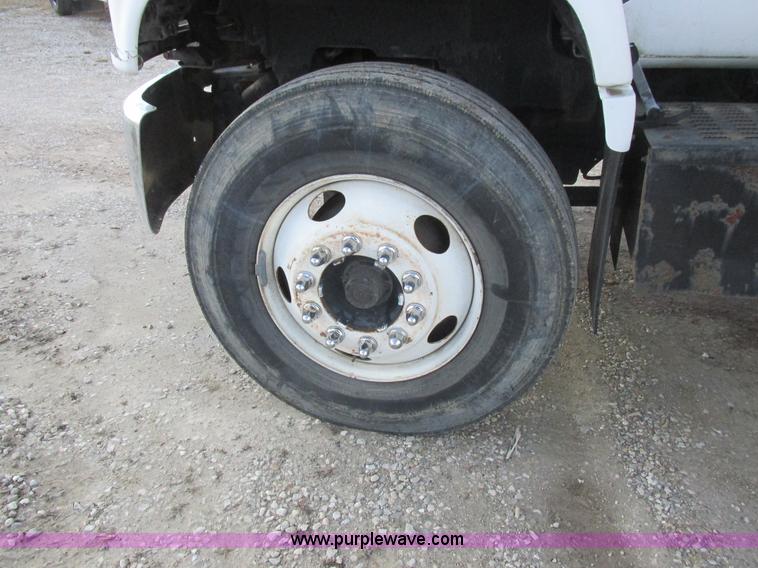 image for item L4224 1995 GMC TopKick dump truck