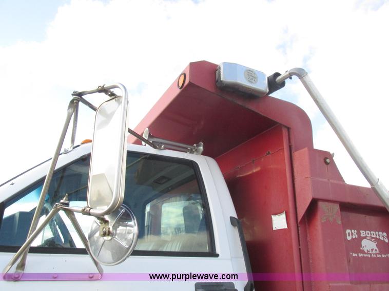 image for item L4224 1995 GMC TopKick dump truck