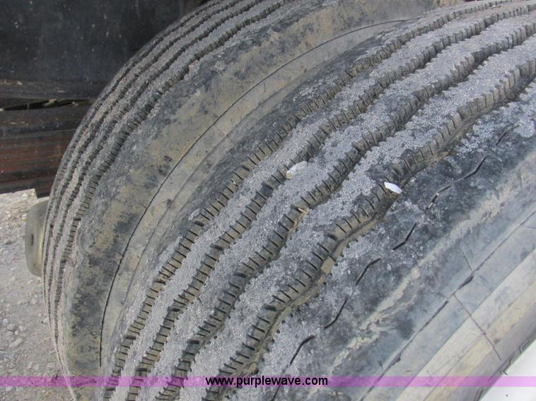 image for item L4224 1995 GMC TopKick dump truck