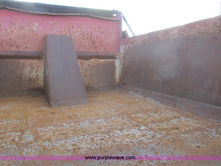 image for item L4224 1995 GMC TopKick dump truck