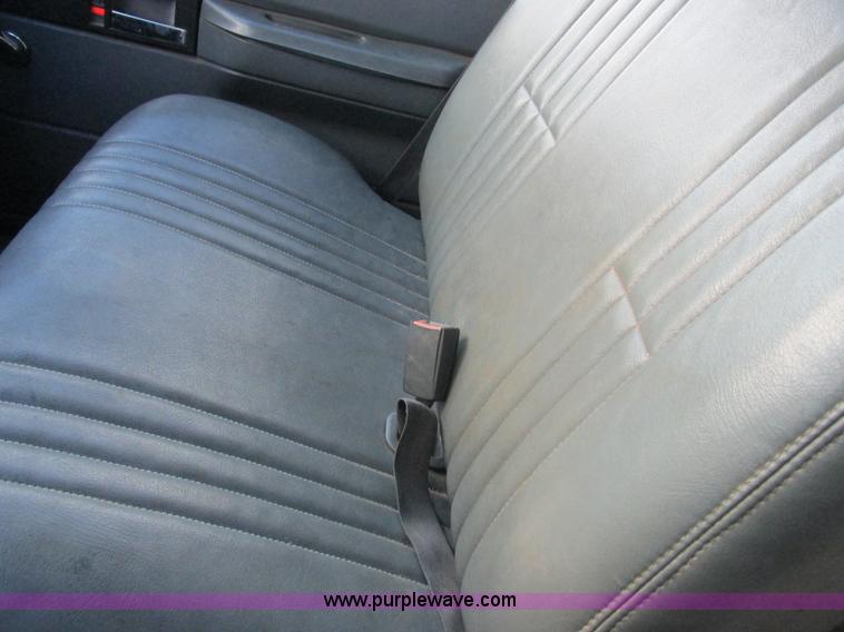 image for item L4224 1995 GMC TopKick dump truck