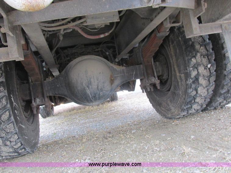 image for item L4230 2007 Freightliner Business Class M2 service truck