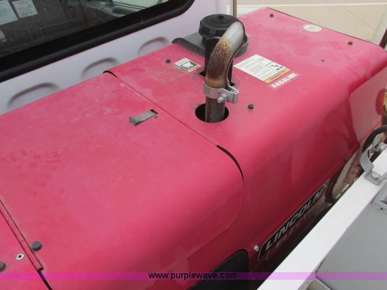 image for item L4230 2007 Freightliner Business Class M2 service truck